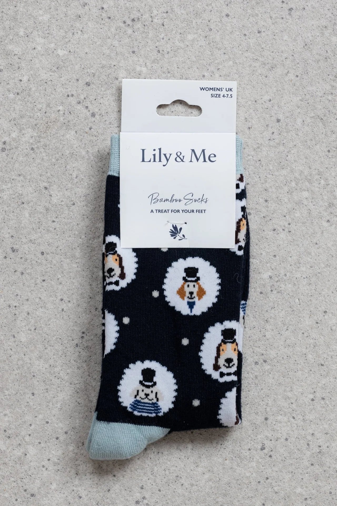 Dapper Gent Keyring & Socks Gift Box image 2