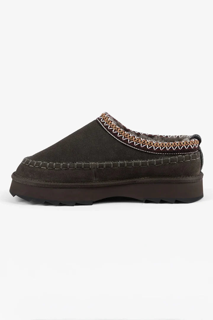 Sharky Adventure Scuff Boots, Dark Olive image 2