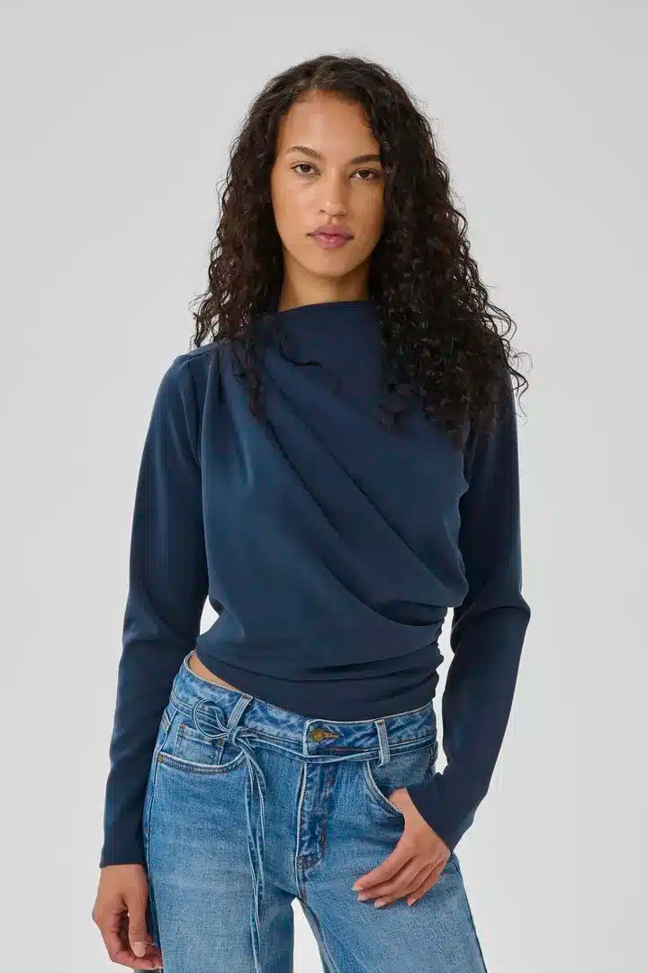 Helle Blouse, After Midnight image 1