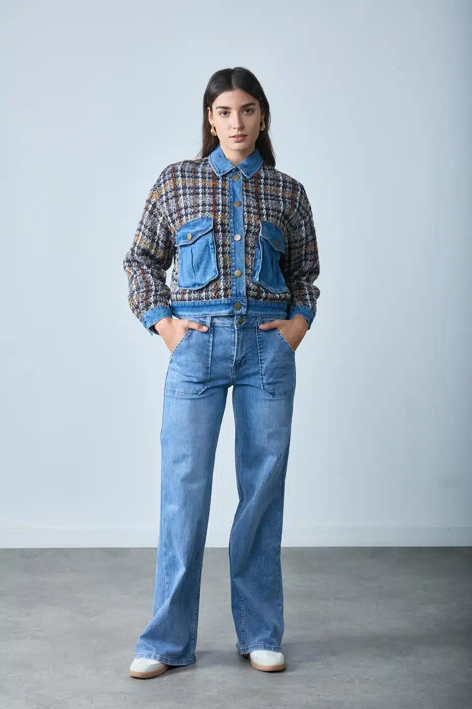 Rowan Jean - Wide Leg, Mid-Wash image 2