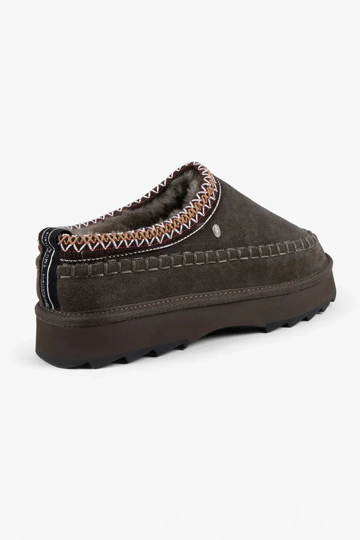 Sharky Adventure Scuff Boots, Dark Olive image 1