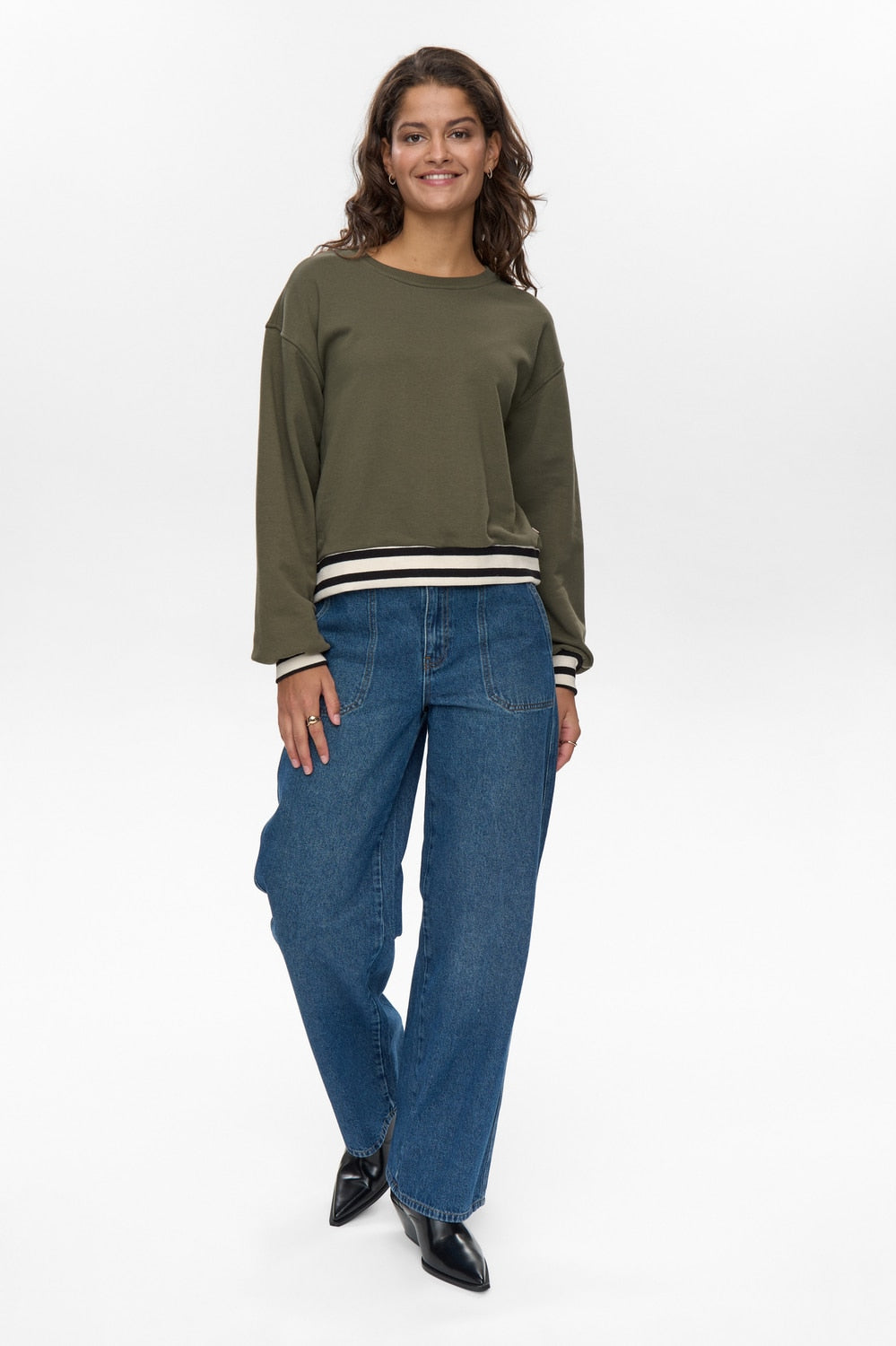 Tada Sweatshirt, Grape Leaf image 2