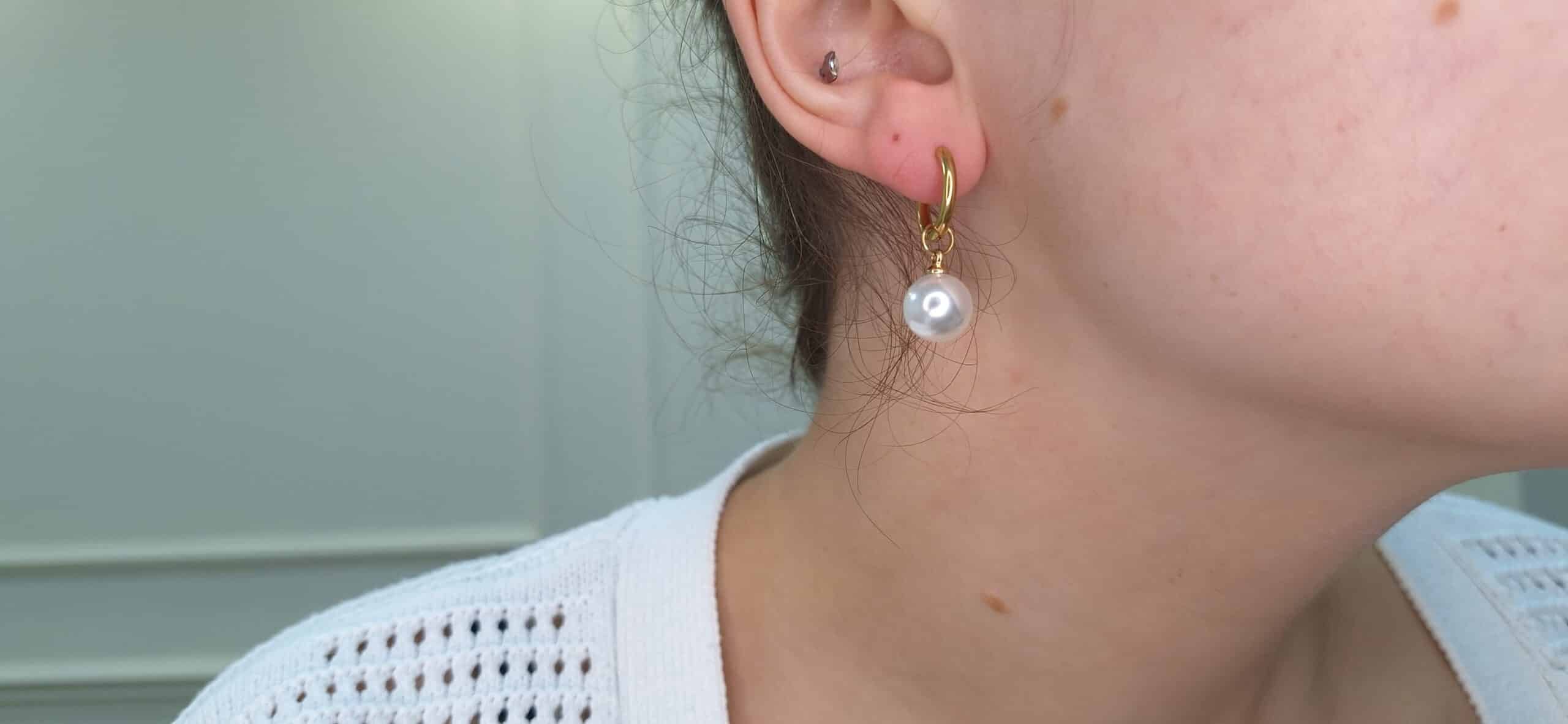 Gold-plated Pearl Earrings image 1