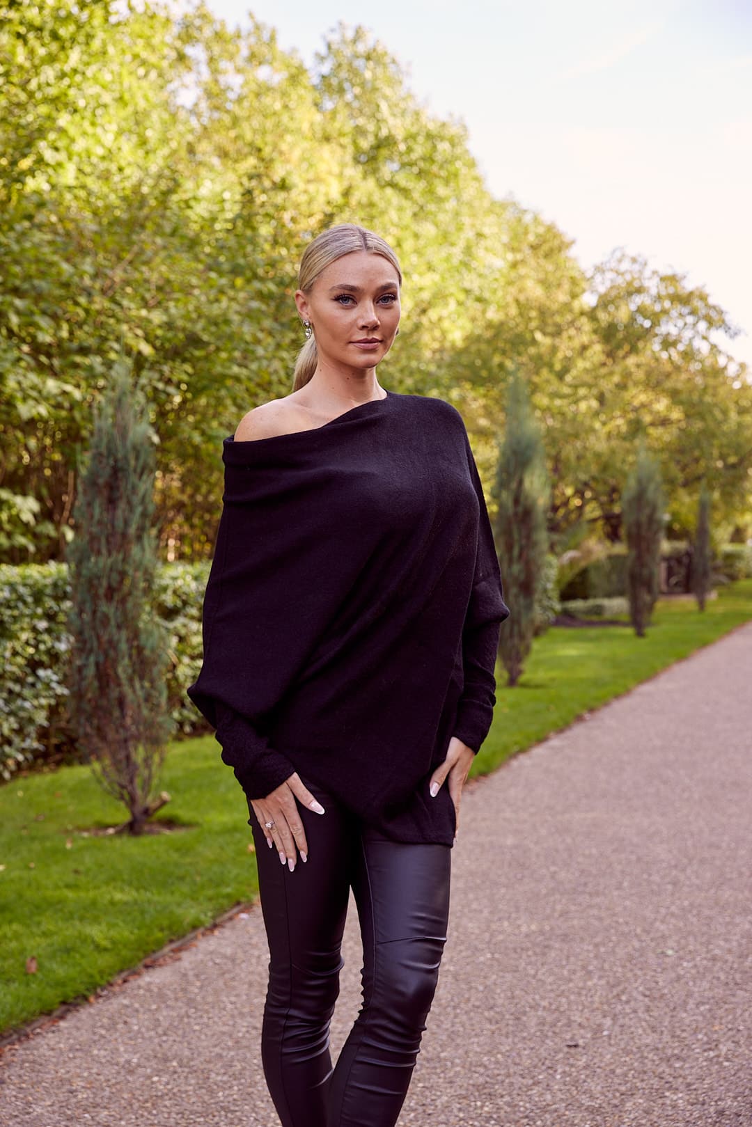 Asymmetric Knit, Black image 2