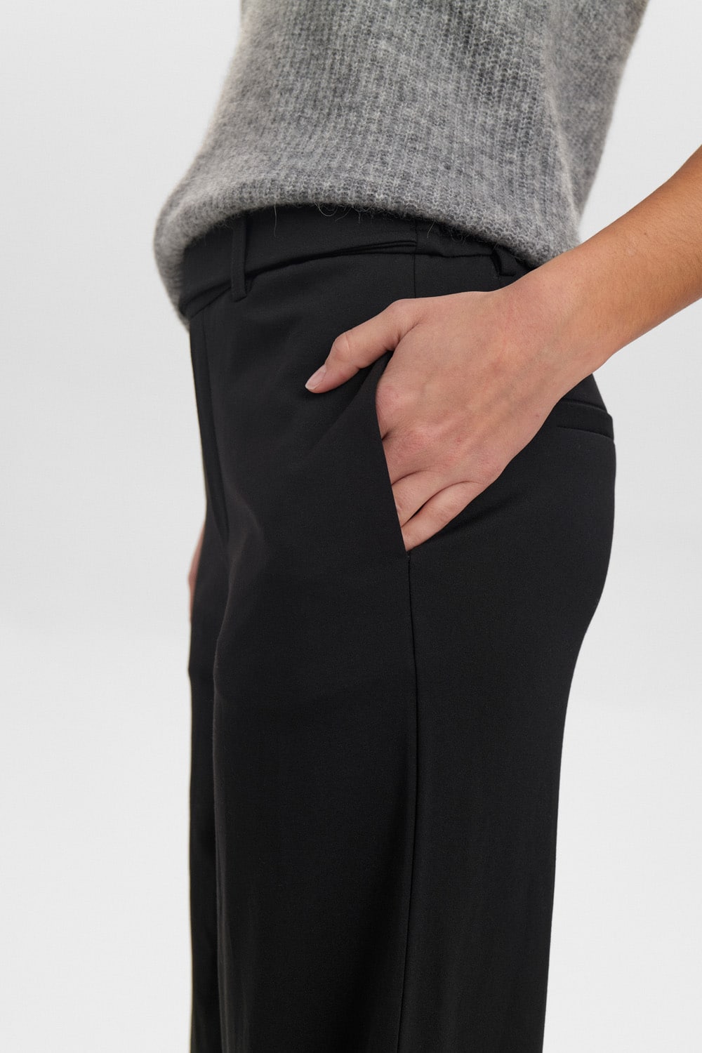 Biny Pants, Caviar image 3