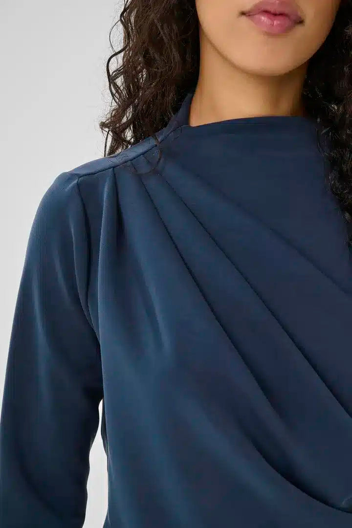 Helle Blouse, After Midnight image 2
