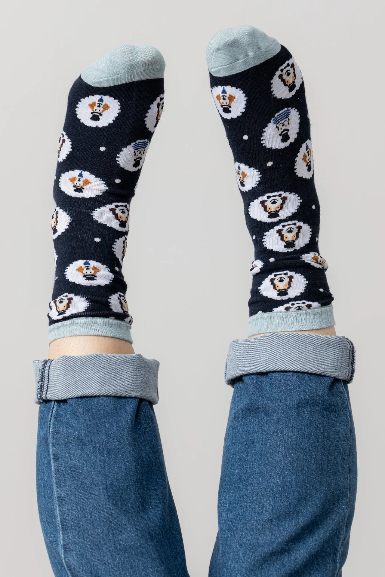 Dapper Gent Keyring & Socks Gift Box image 4