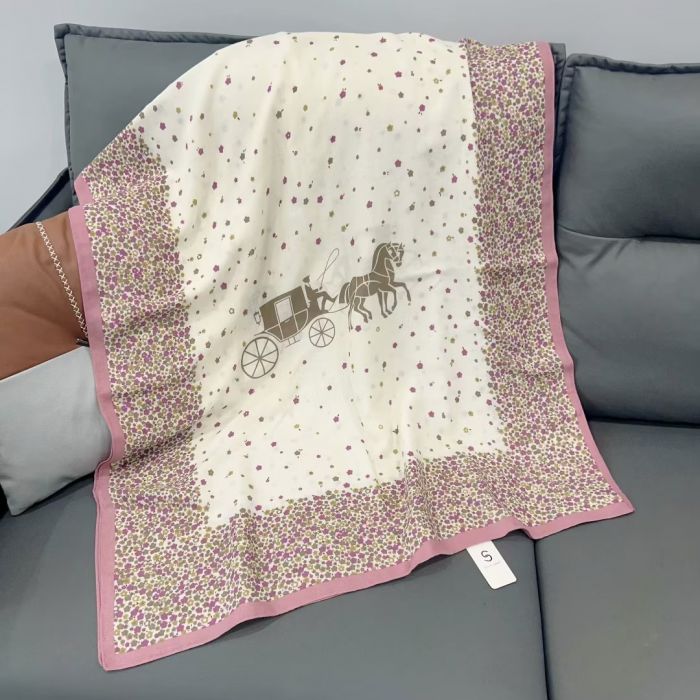 Blossom Design Scarf, Pink image 1