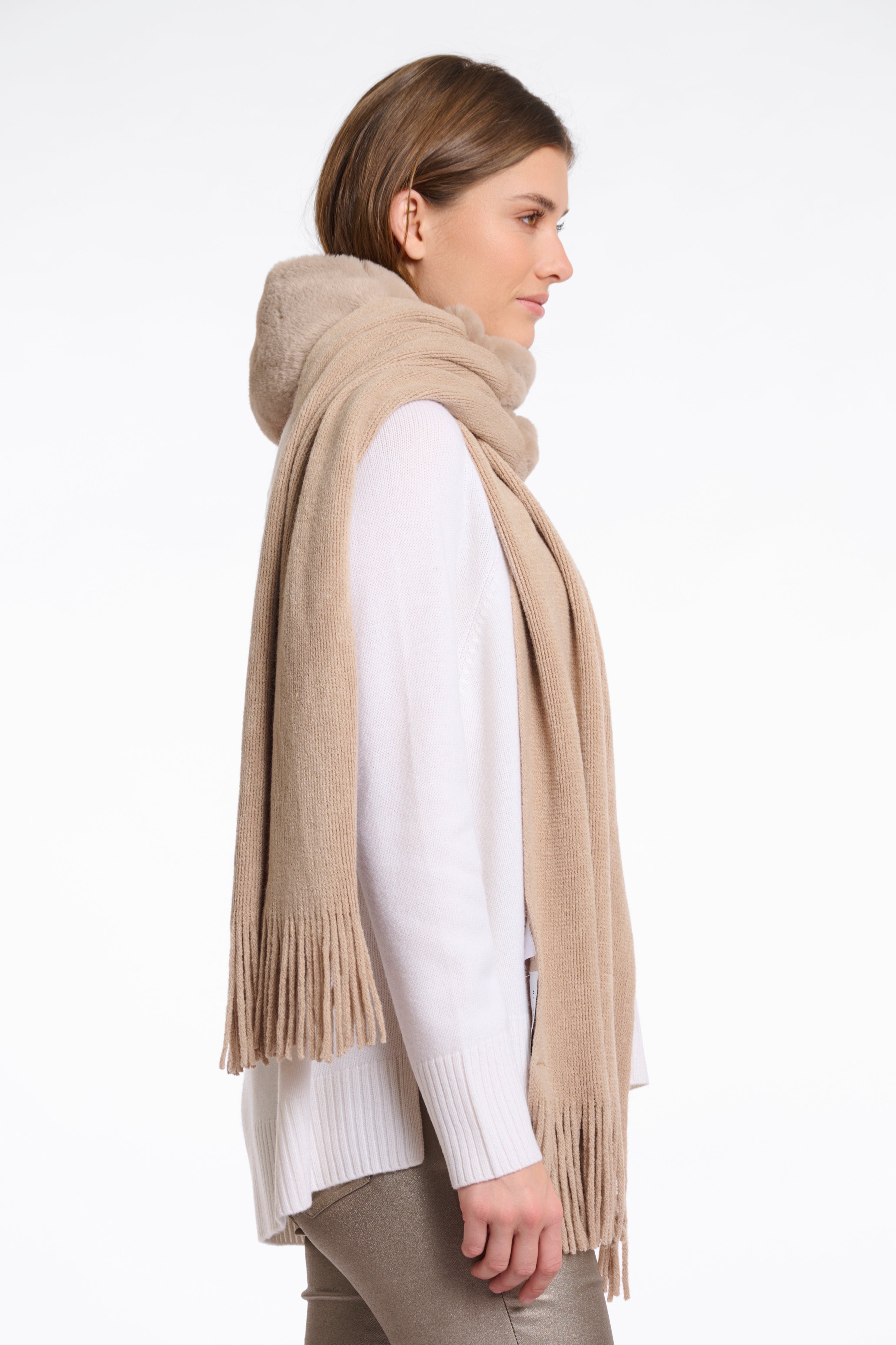 Vlien Knitted Scarf with Faux Fur, Oat image 2