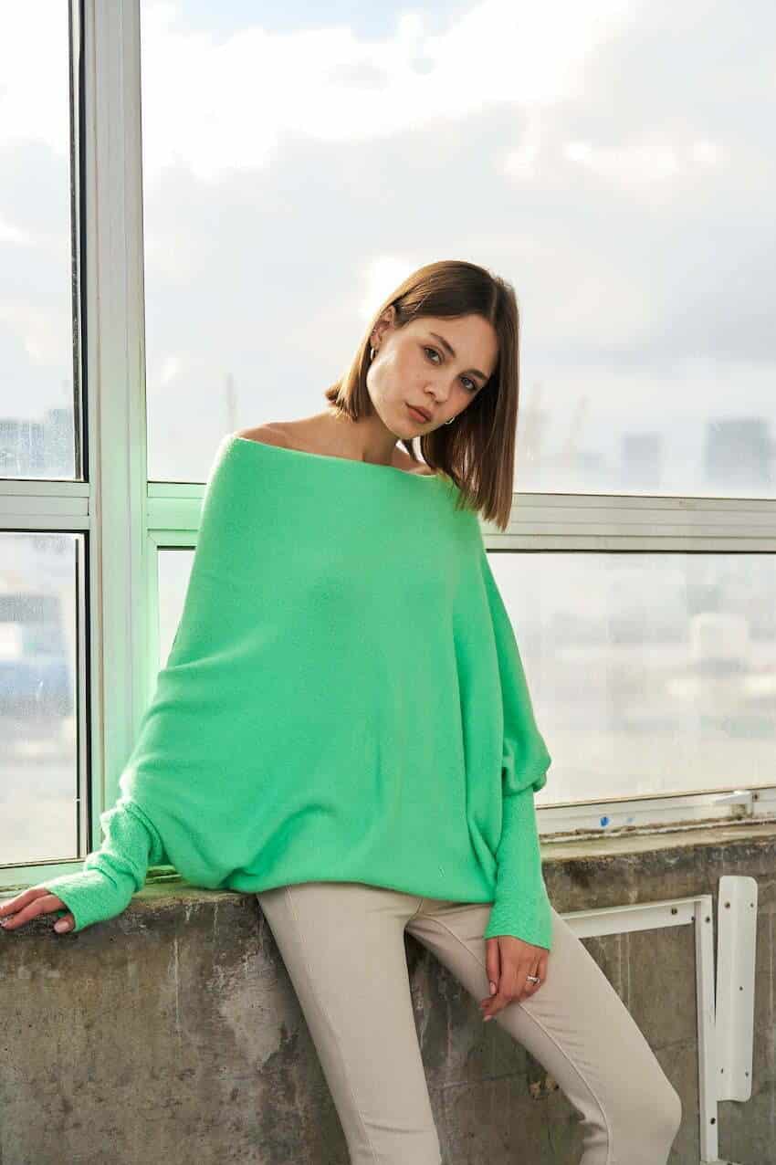 Asymmetric Knit, Mint image 4