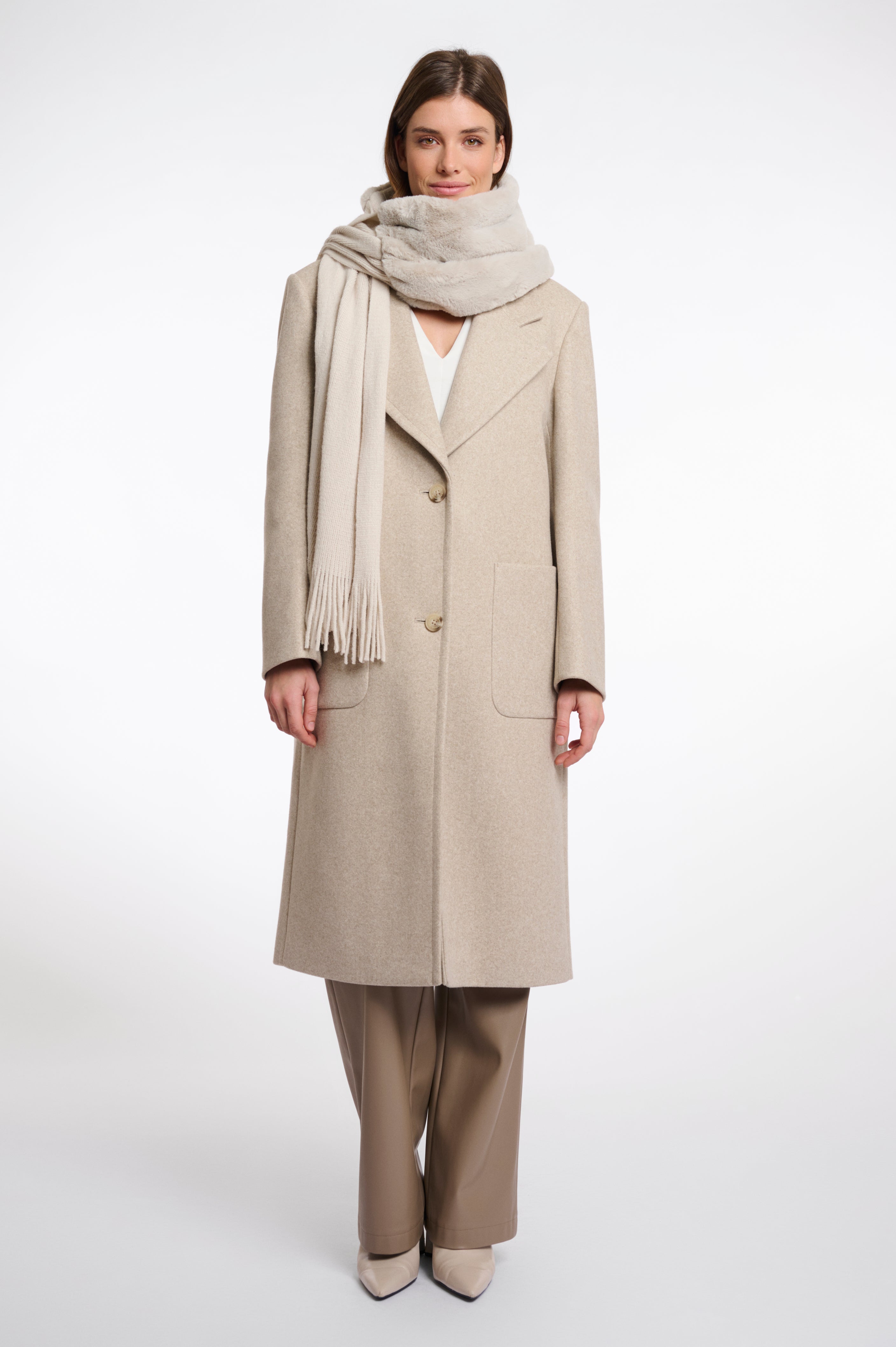 Vlien Knitted Scarf with Faux Fur, Birch image 1