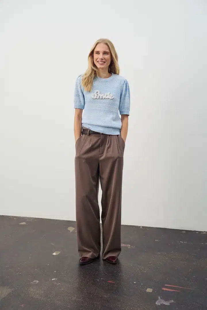 Lucien Pullover, Smile image 3