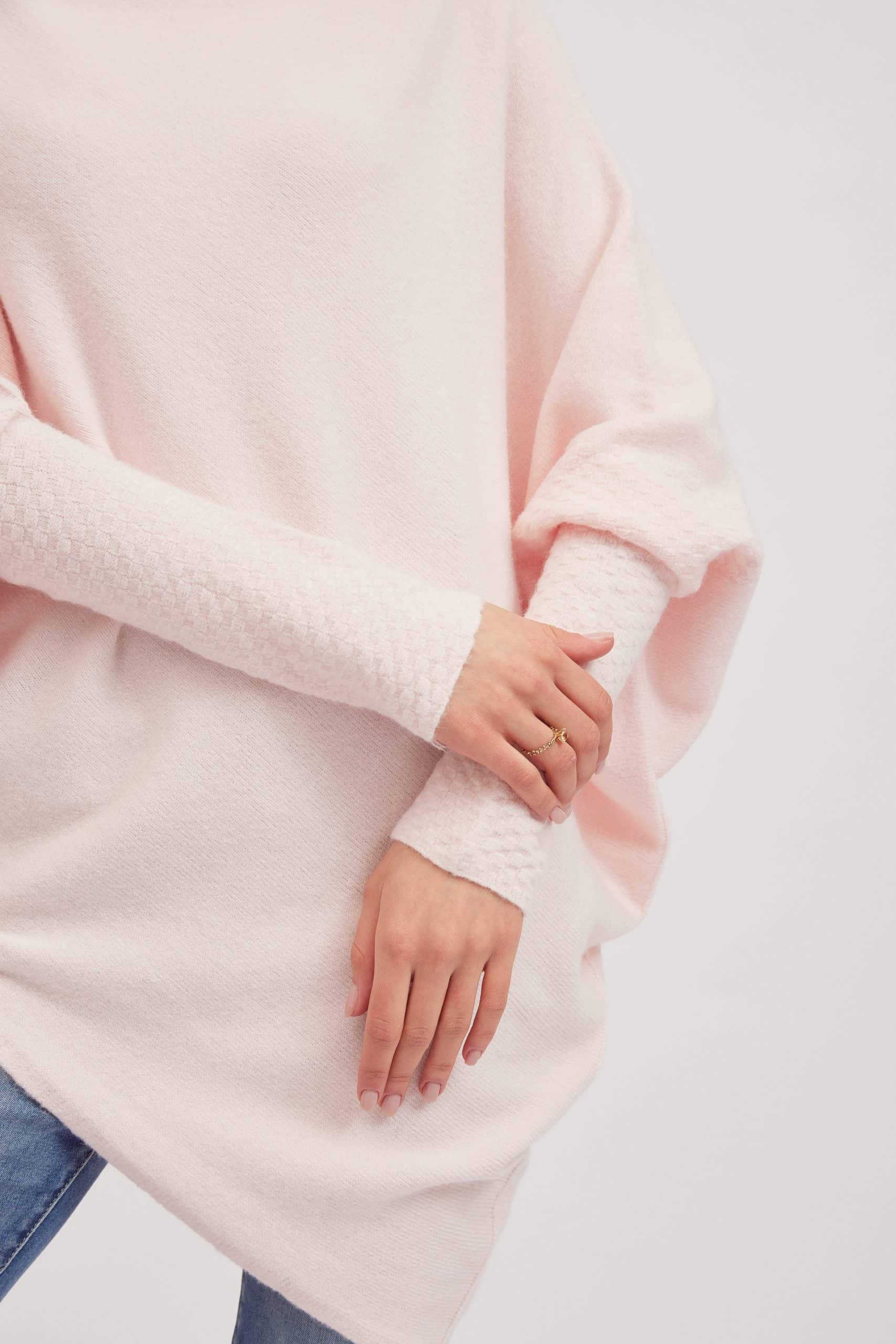 Asymmetric Knit, Pale Pink image 4