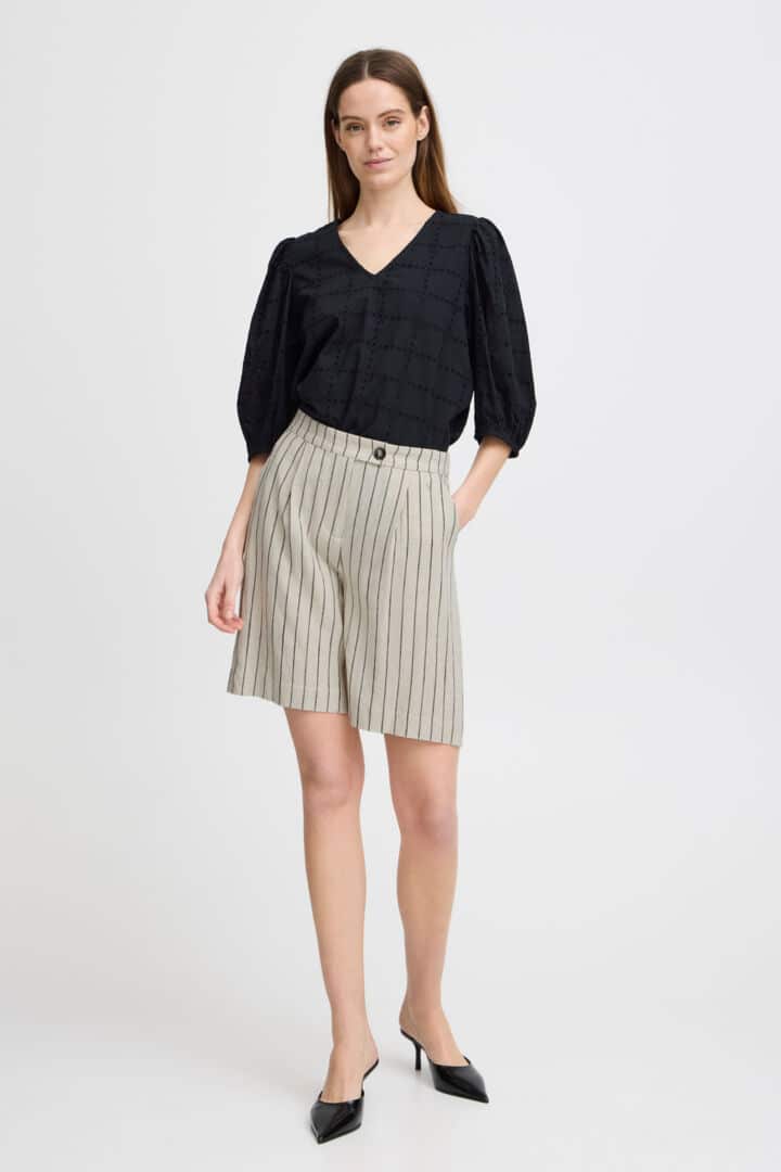 Johanna  Woven Short, Linen Black Stripe image 0