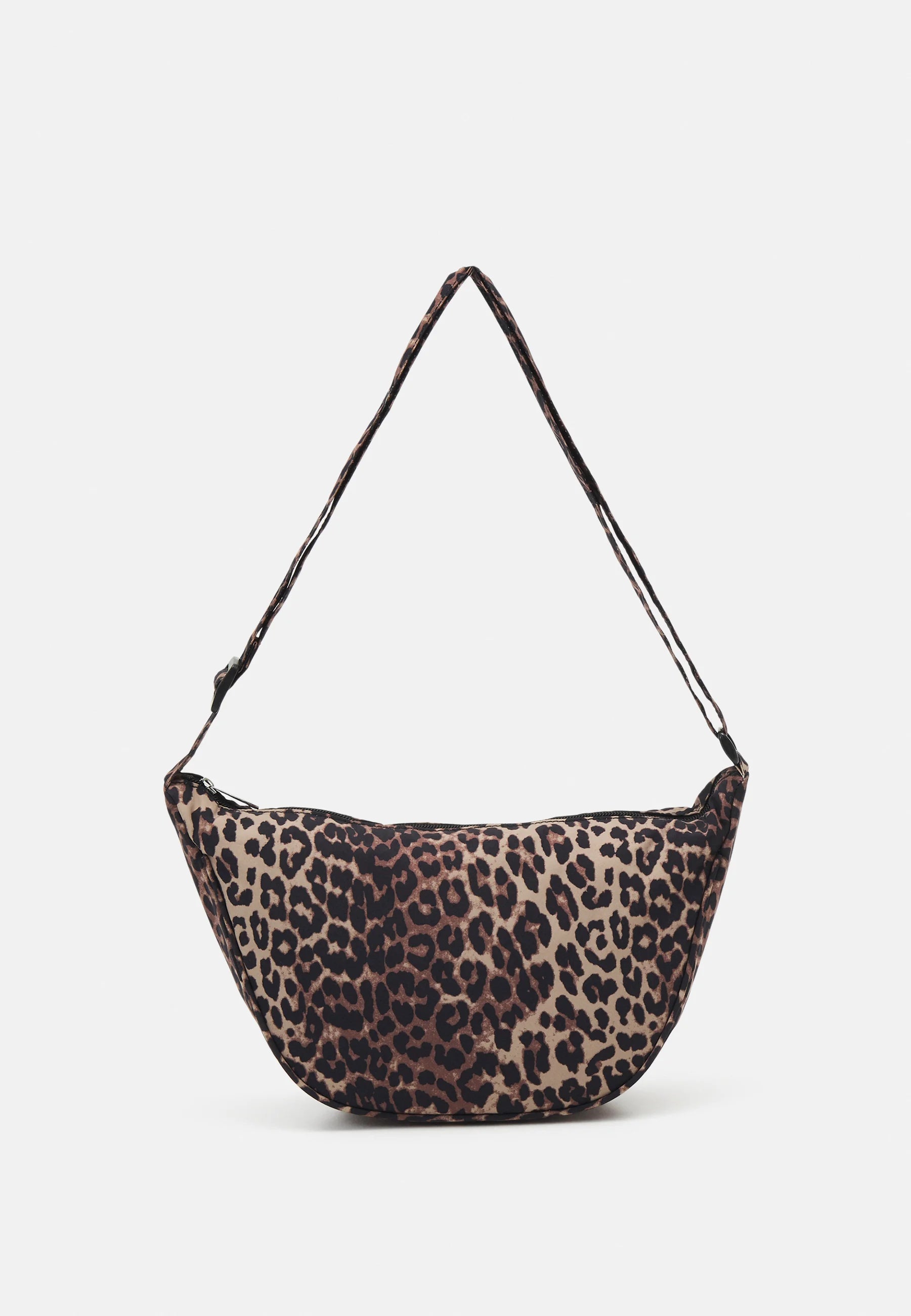 Amanda Bumbag, Black Leo image 1