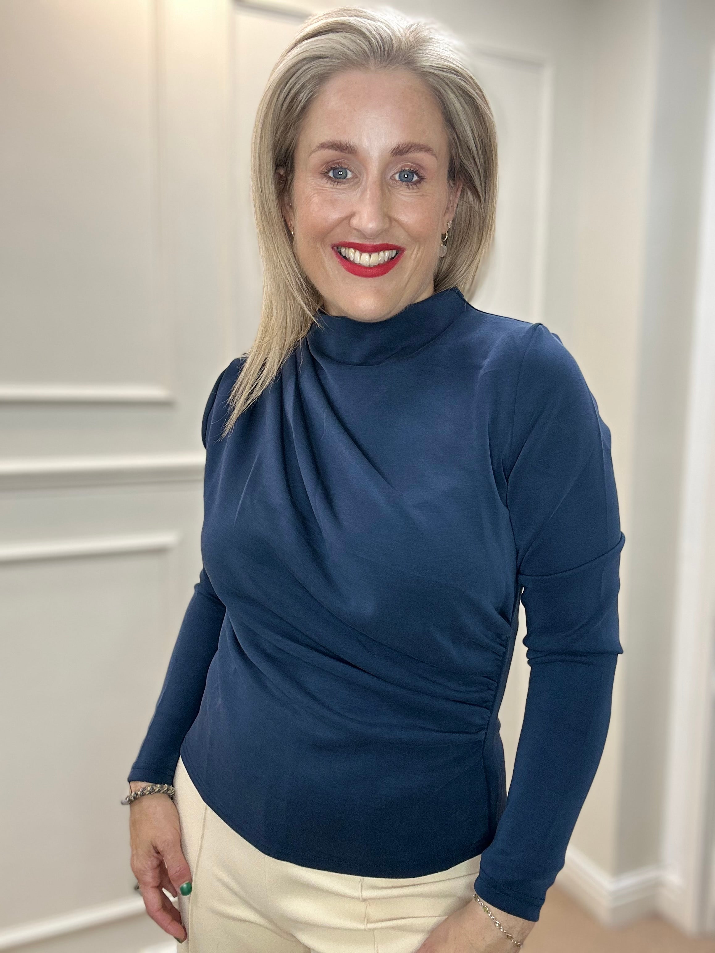 Helle Blouse, After Midnight image 0