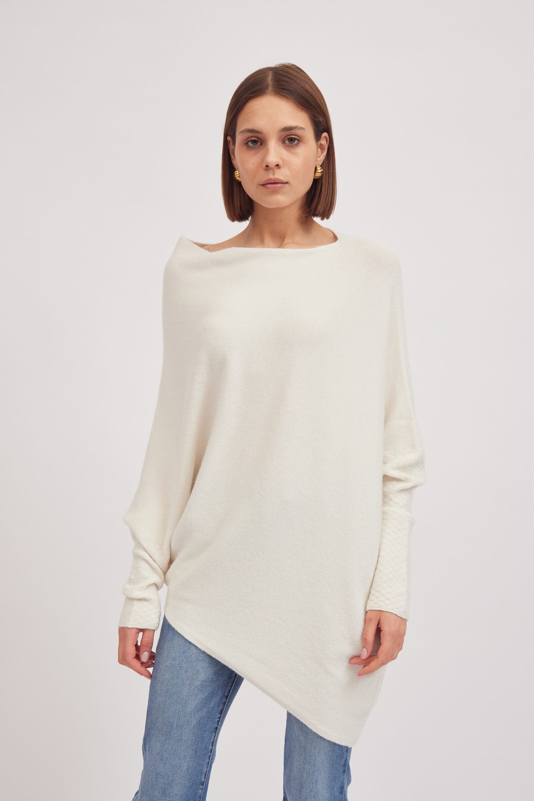 Asymmetric Knit, Cream image 2