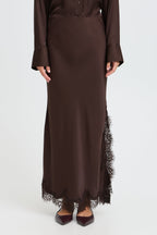Shiny Skirt, Molé Brown - model lace slit detail on leg