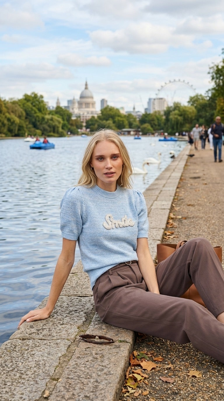 Lucien Pullover, Smile