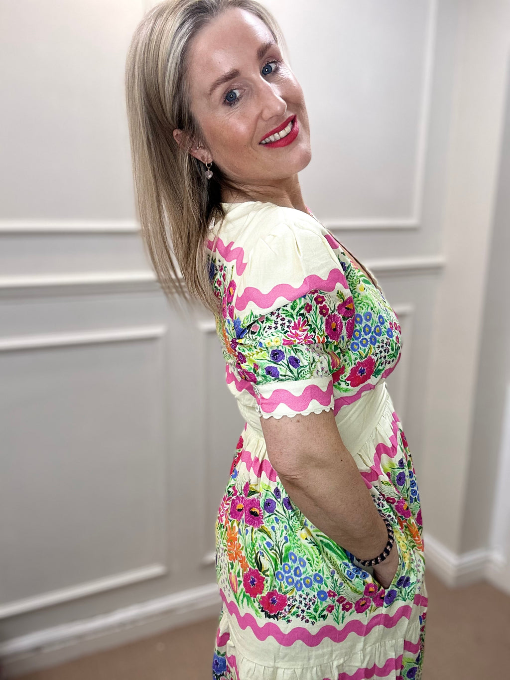 Larysa V-Neck Full-Skirt Tea Dress with Puff Sleeves, Garden Party