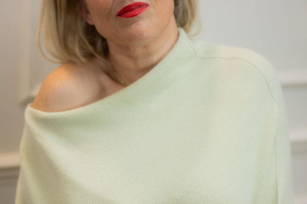 Asymmetric Knit, Pistachio