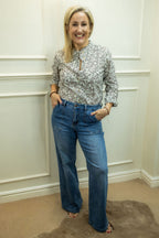 Rowan Jean - Wide Leg, Mid-Wash