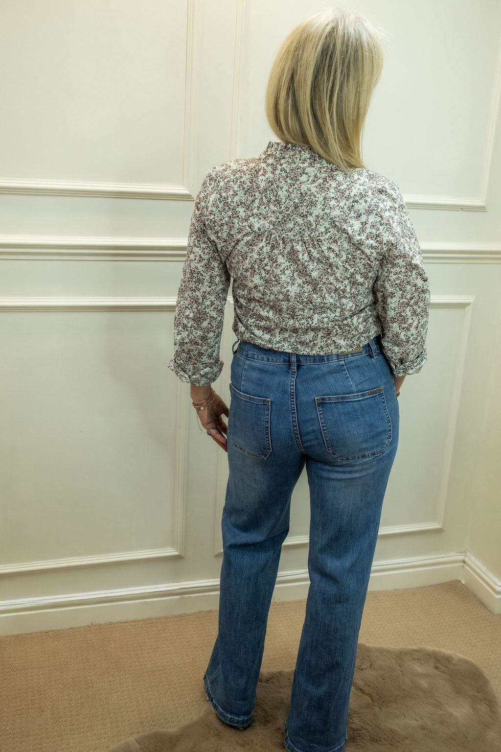 Rowan Jean - Wide Leg, Mid-Wash