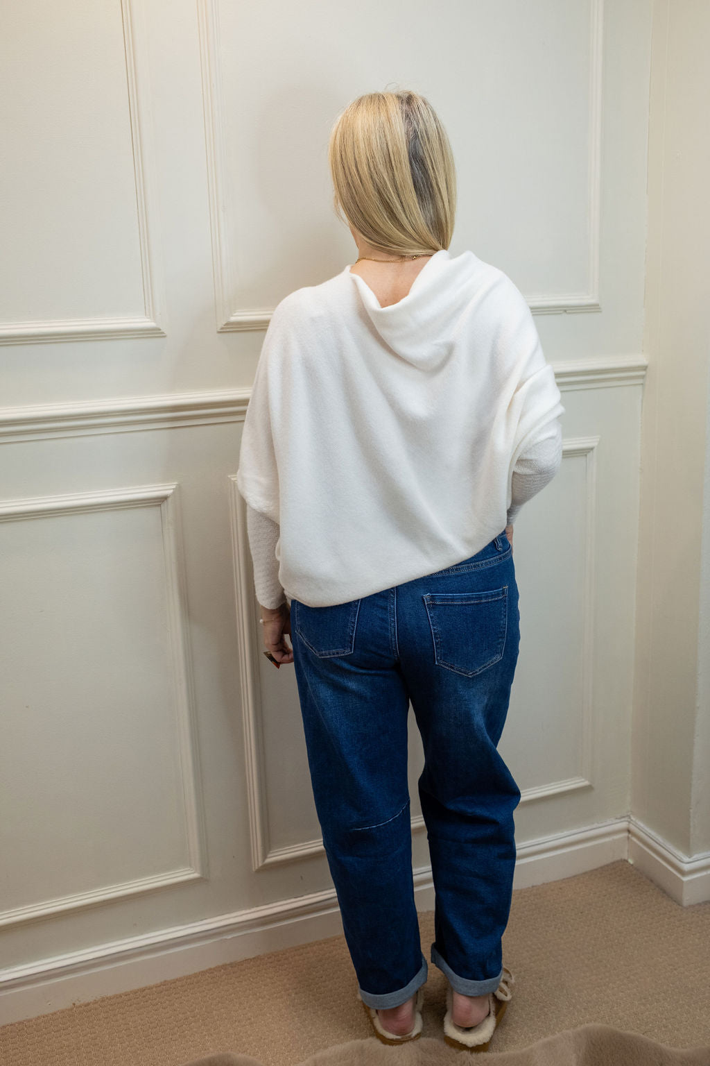 Asymmetric Knit, Seasonal White