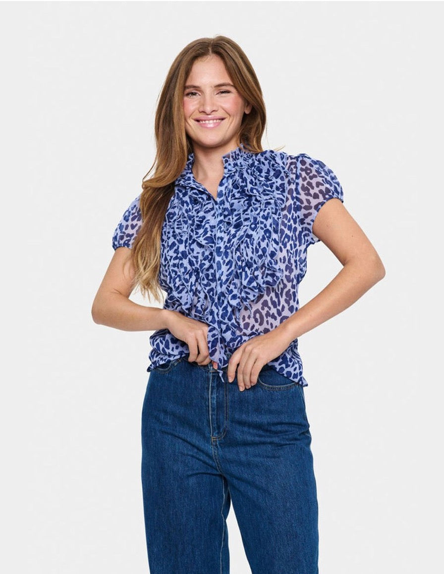 Lilja Crinkle Short Sleeved Shirt, Hydrangea Midnight Leopard