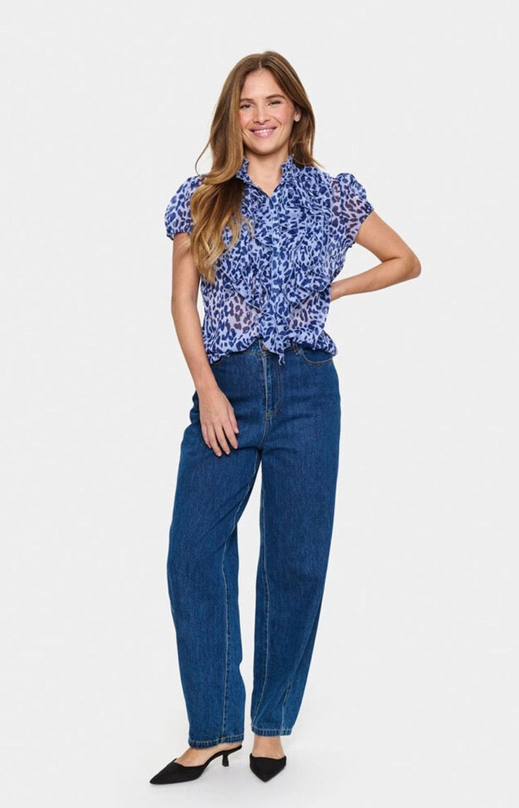 Lilja Crinkle Short Sleeved Shirt, Hydrangea Midnight Leopard
