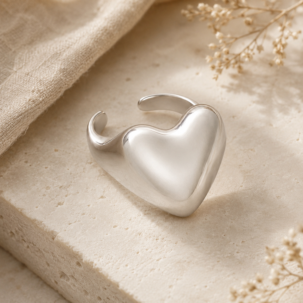 Sharnie Heart Ring, Silver Colour