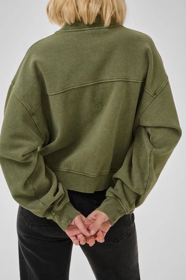 Meta Short Sweat Jacket, Olive Night Wash
