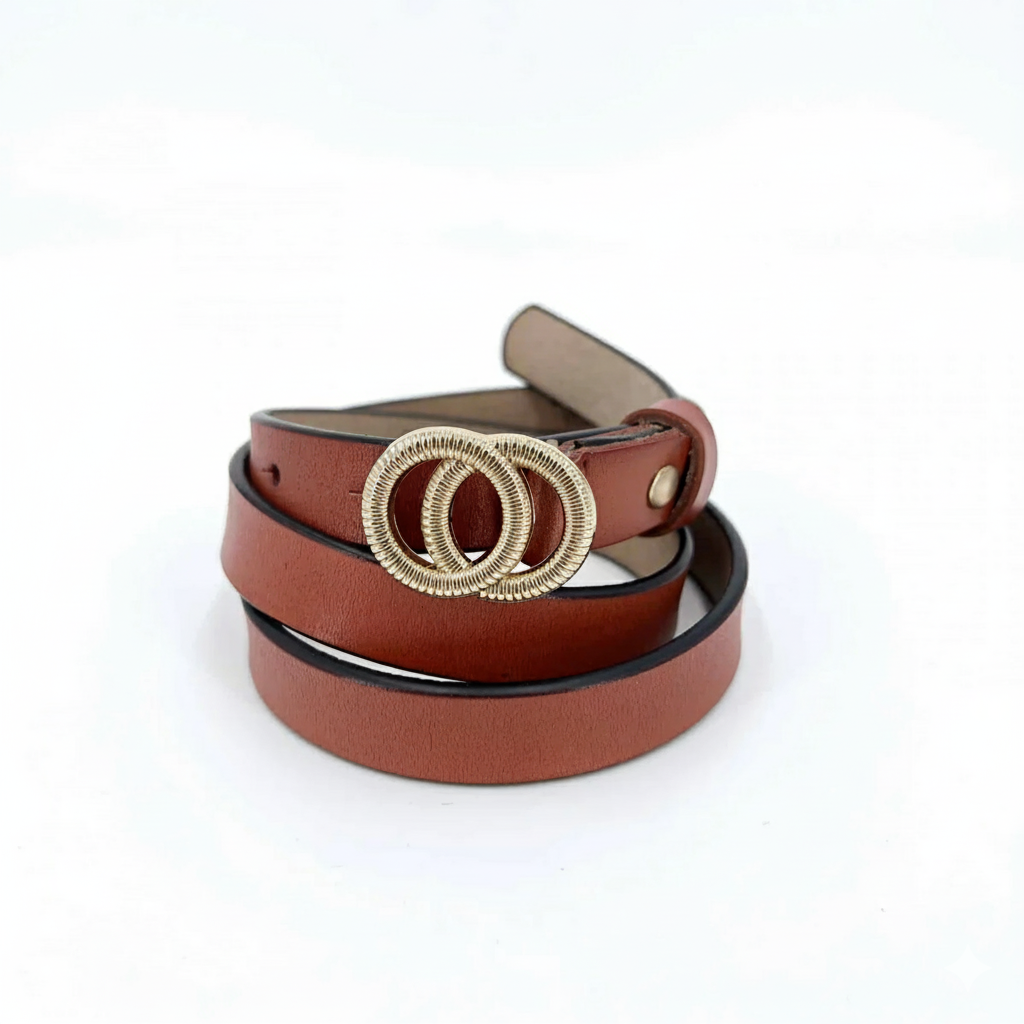 Slim Belt, Oak Leather - Circle Clasp detail