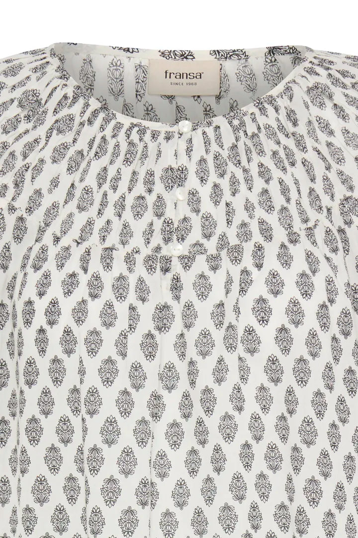 Voila Blouse, Graphic Stamp White Black