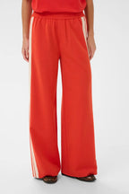 Pascale Trouser, Valiant Poppy