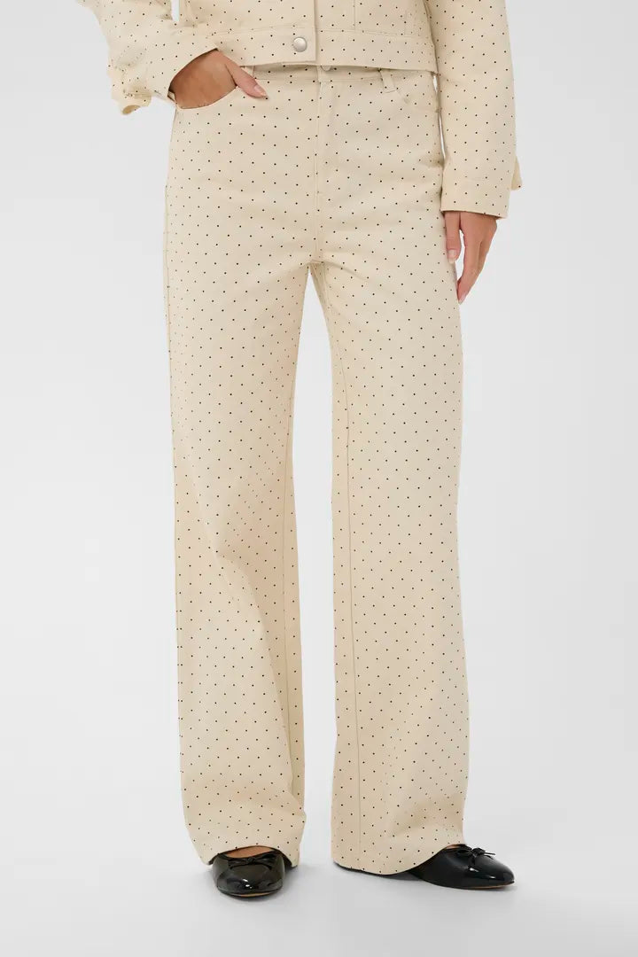 Patricia Jeans, Turtledove Black Tiny Dots