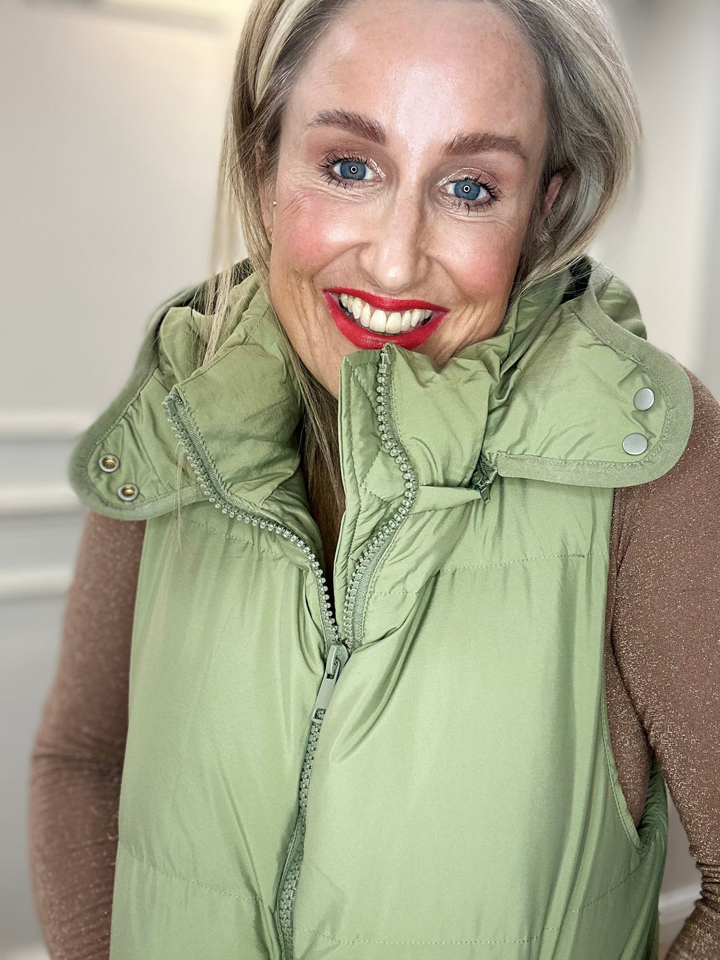 Gena Hooded Puffer Gilet, Khaki