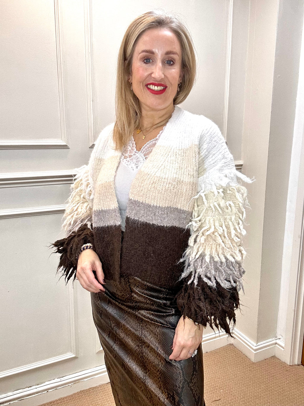 Sally Cardigan, Stripes