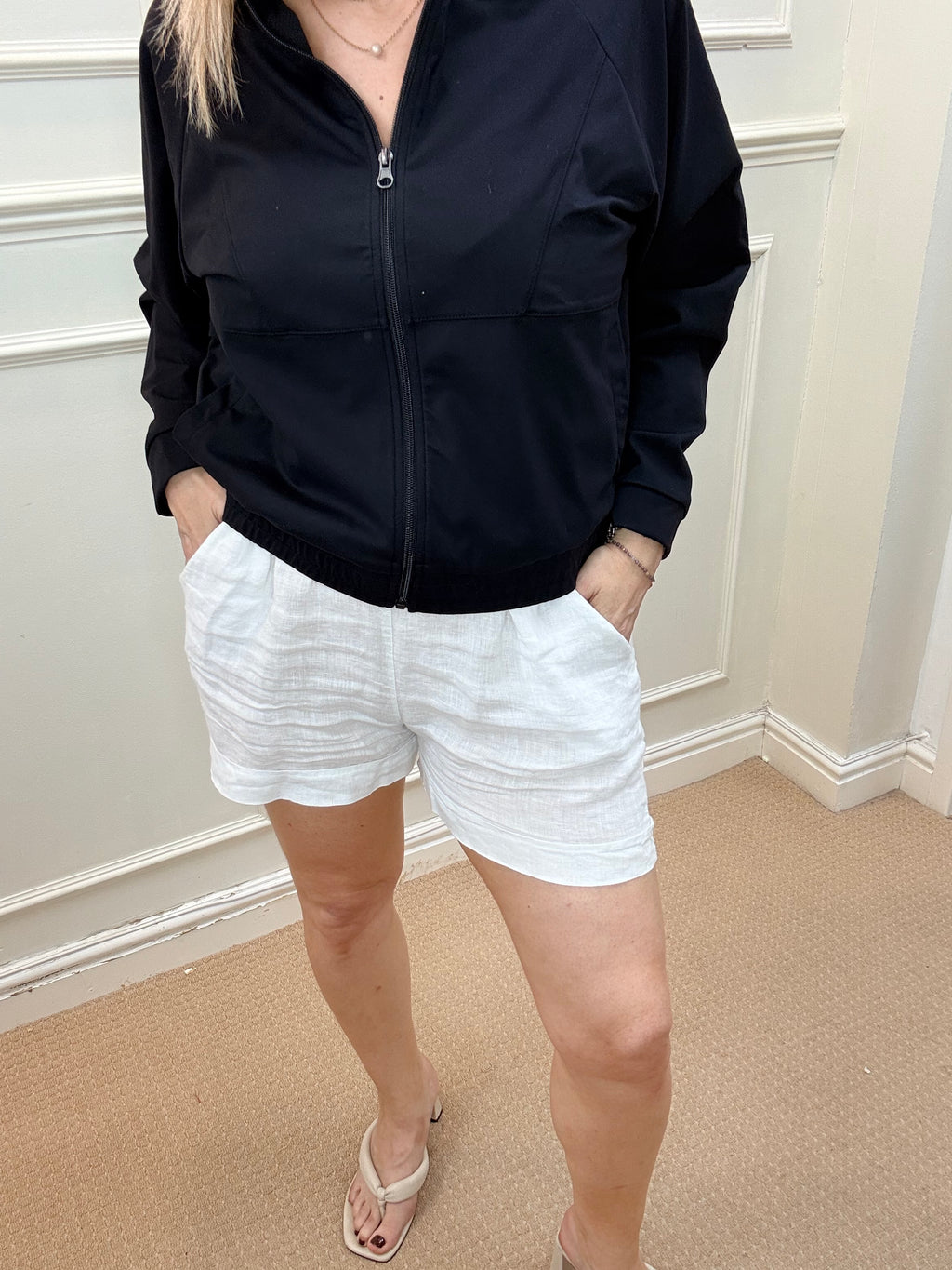 Turner Linen Short, White