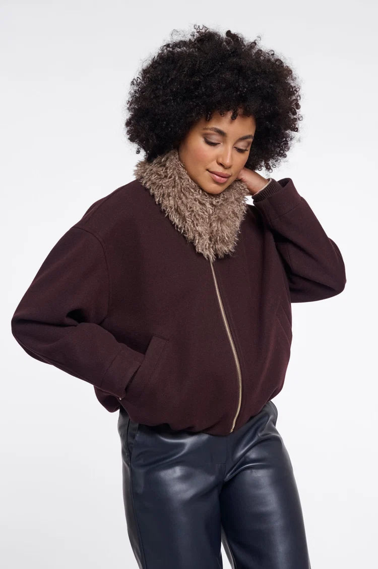 Banu Scarf with Magnet Closure, Mocha Latte