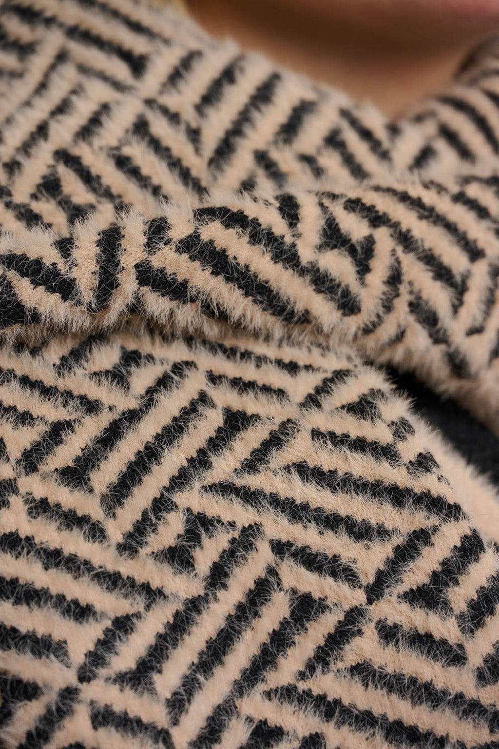 Leah Knitted Scarf, Sand Graphic