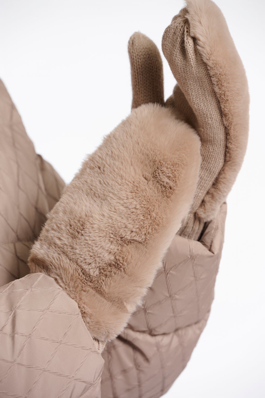 Oxo Fleecy Mittens, Oat