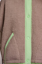 Zehra Cape, Light Mocha/Fluor Green