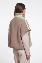 Zehra Cape, Light Mocha/Fluor Green