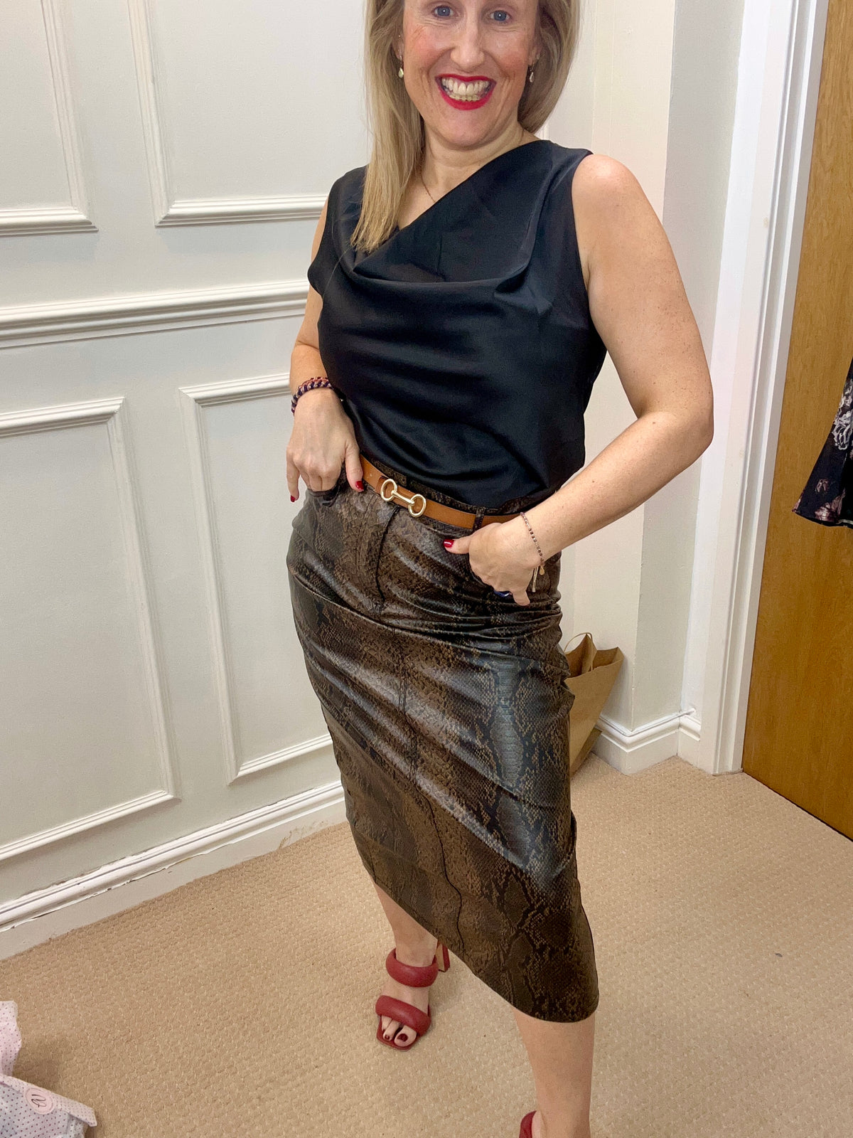 Coffee-brown Elloni faux-leather midi skirt with snakeskin texture