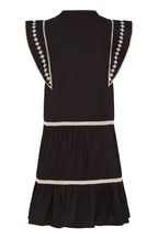 Malli Dress, Meteorite
