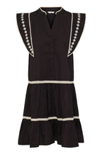 Malli Dress, Meteorite
