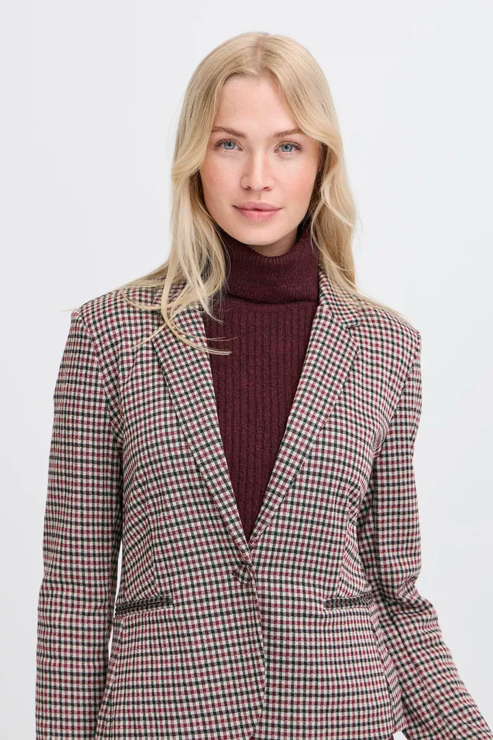 Rowan Blazer, Port Royale Check