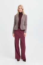 Rowan Blazer, Port Royale Check