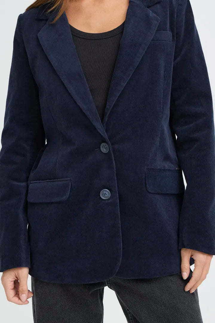 Sally Blazer, Dark Sapphire